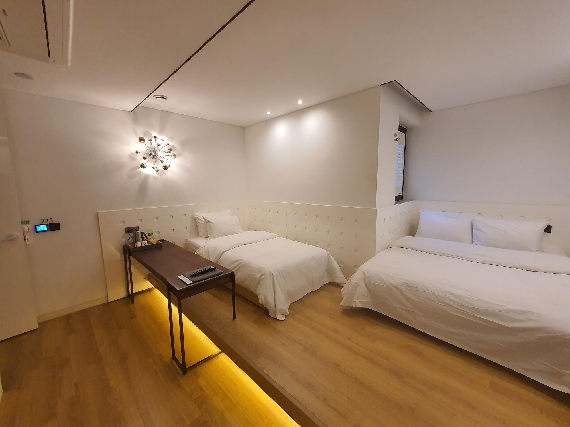 Hotel The Designers Kondae Seoul Exterior photo