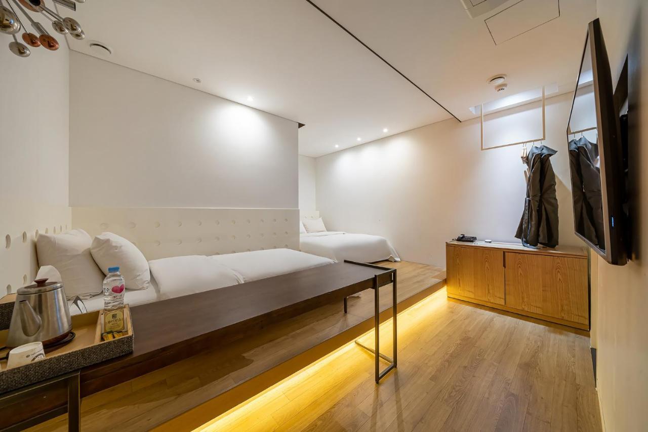 Hotel The Designers Kondae Seoul Exterior photo
